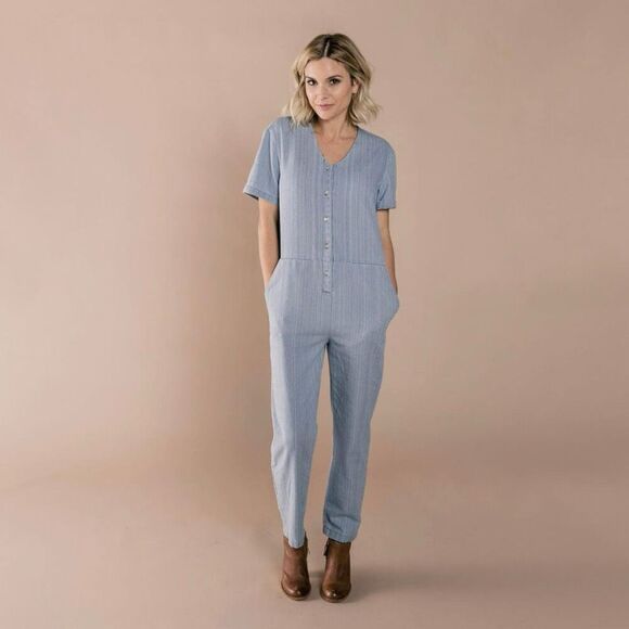 Rylee & Cru Women's Utility Jumpsuit Denim Washed Denim Medium - Picture 1 of 15
